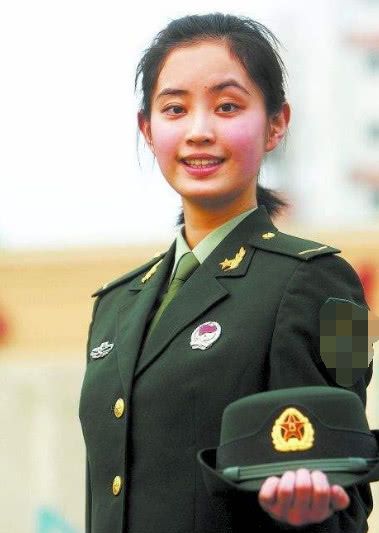 时尚前沿：揭秘全新女兵标准化发型潮流趋势